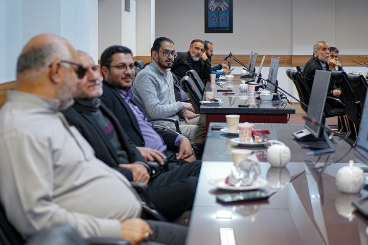 نشست تخصصی «خط روشنگری»