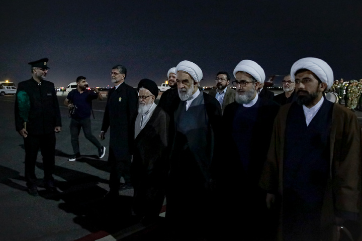 استقبال از شیوخ عشایر عراق در فرودگاه شهید هاشمی‌نژاد مشهد-۲