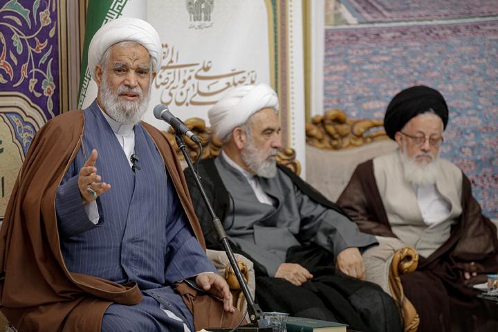 استقبال از شیوخ عشایر عراق در فرودگاه شهید هاشمی‌نژاد مشهد-۲