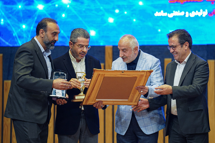 تجلیل از واحد‌های نمونه استاندارد خراسان رضوی
