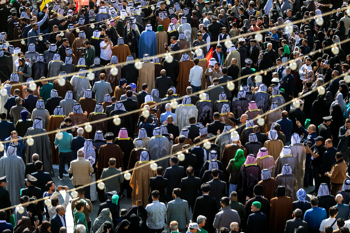 تشرف شیوخ عشایر عراق به حرم مطهر رضوی