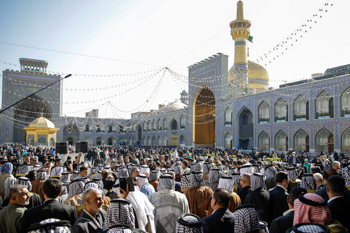 تشرف شیوخ عشایر عراق به حرم مطهر رضوی