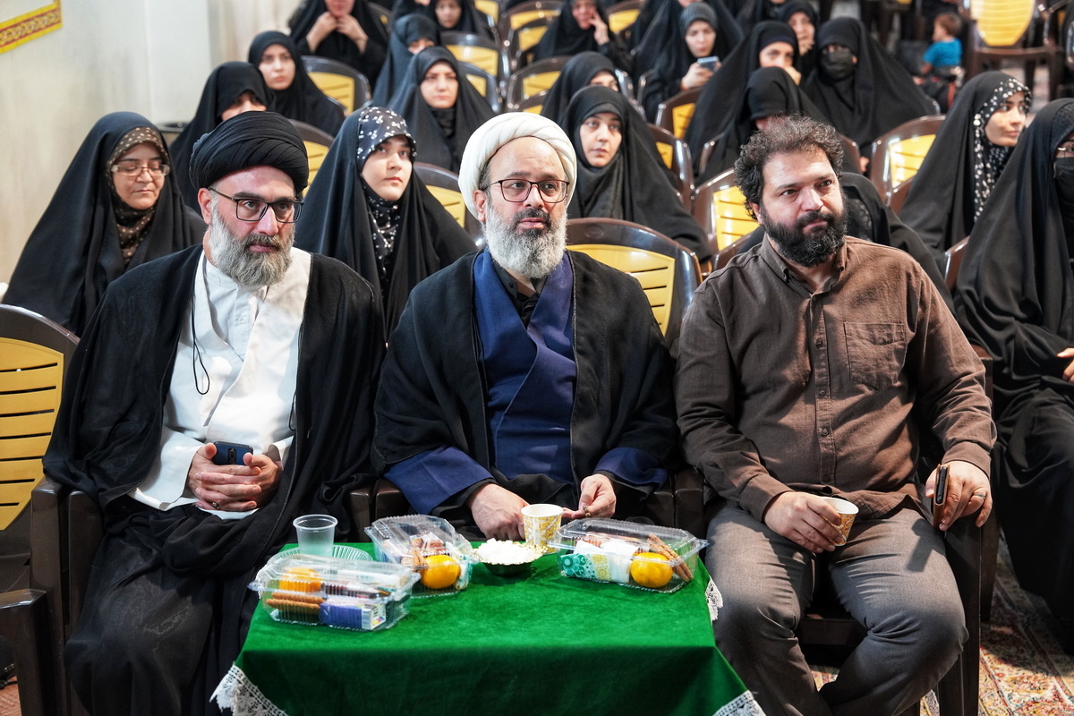 همایش «هم افق با ولی» در آستان مقدس حضرت معصومه(س) برگزار شد + تصاویر
