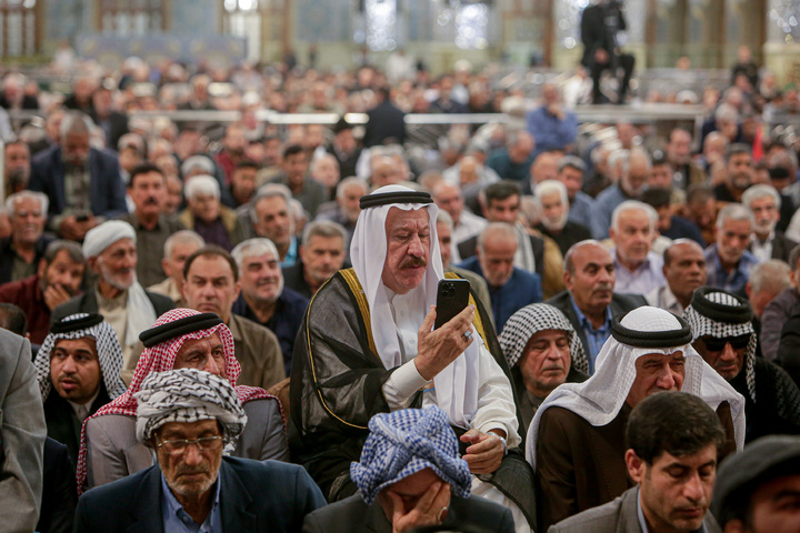 حضور شیوخ و سران غیور عشایر عراق و خوزستان در نماز جمعه مشهد مقدس