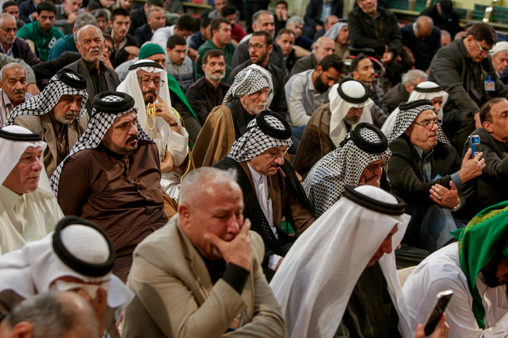 حضور شیوخ و سران غیور عشایر عراق و خوزستان در نماز جمعه مشهد مقدس
