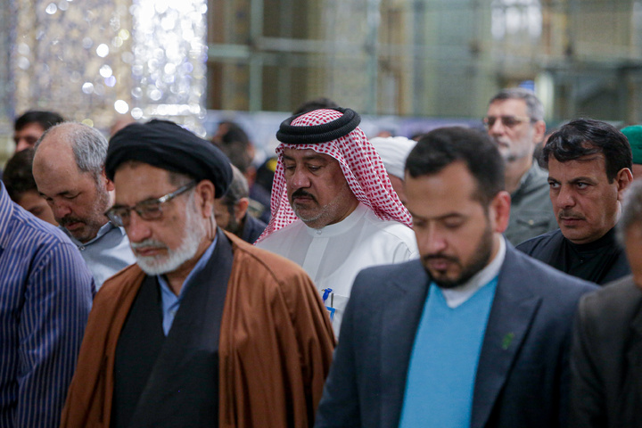 حضور شیوخ و سران غیور عشایر عراق و خوزستان در نماز جمعه مشهد مقدس
