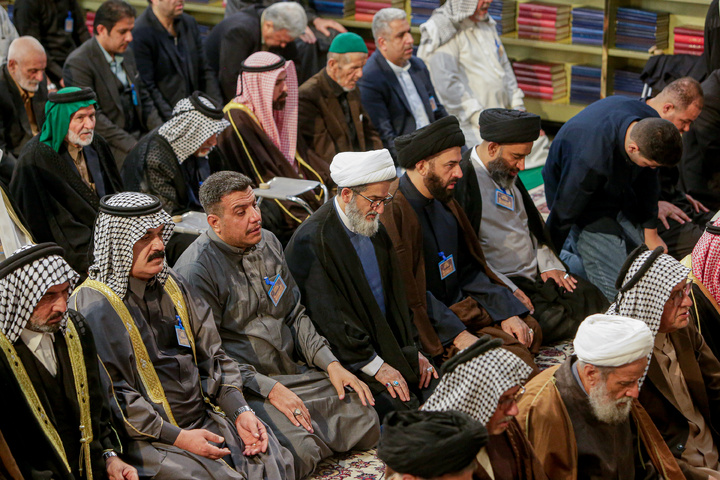 حضور شیوخ و سران غیور عشایر عراق و خوزستان در نماز جمعه مشهد مقدس